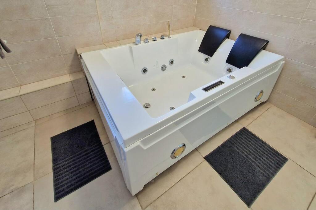 Villa Marseille Dans Les Hauteurs Extérieur photo